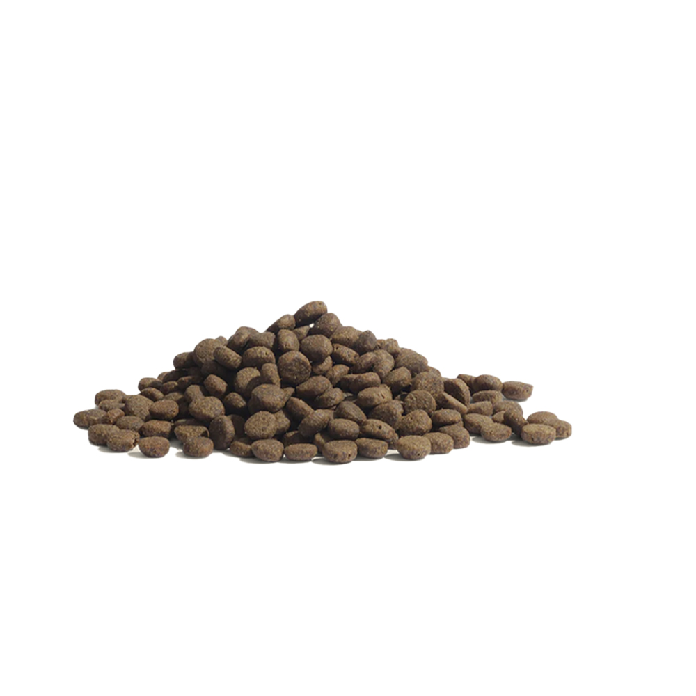 Katzenfutter, Trockenfutter, Katzenkroketten, braun, kleine Pellets