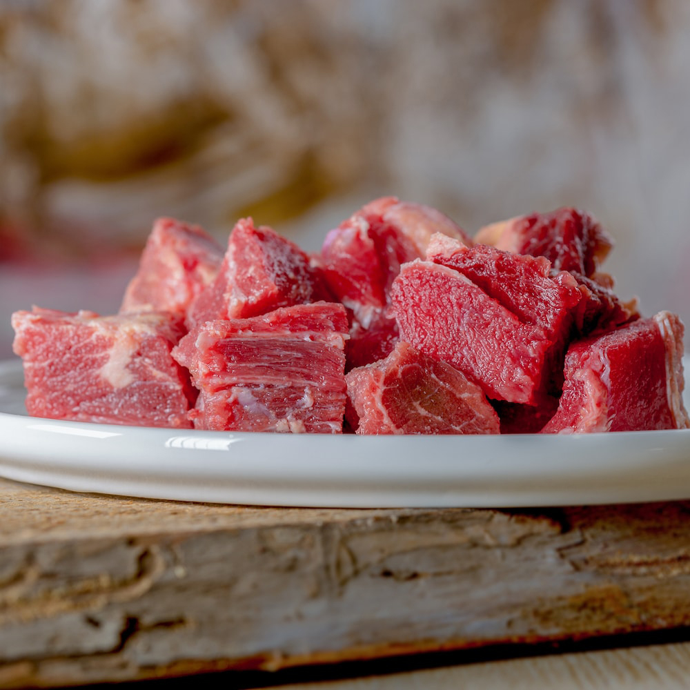 Rindfleisch, Würfel, rotes Fleisch, Fleischplatte, Küchenplatte