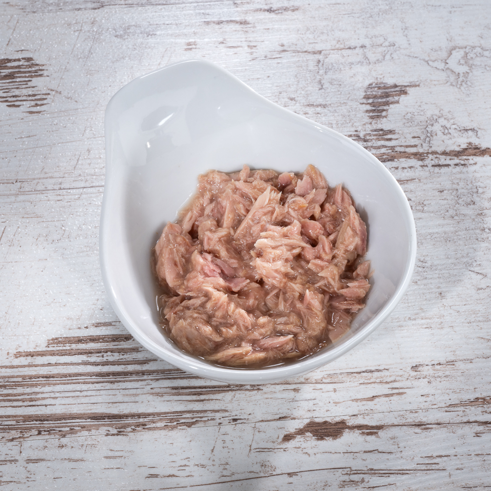 Thunfischfleisch, Dosenfisch, geschreddertes Fleisch, Zerkleinertes Fleisch, Fischkonserven