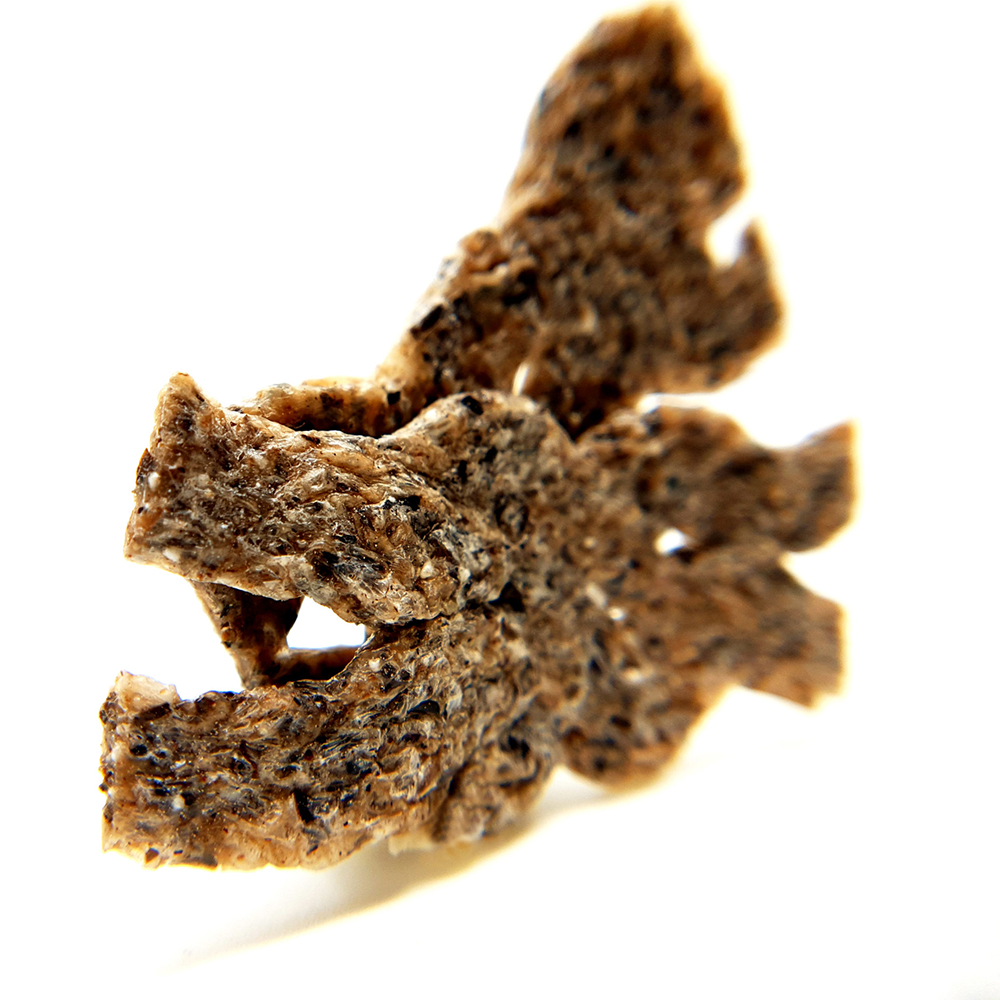 getrocknetes Fleischprodukt, Jerky, Snack, braune Struktur, knusprig
