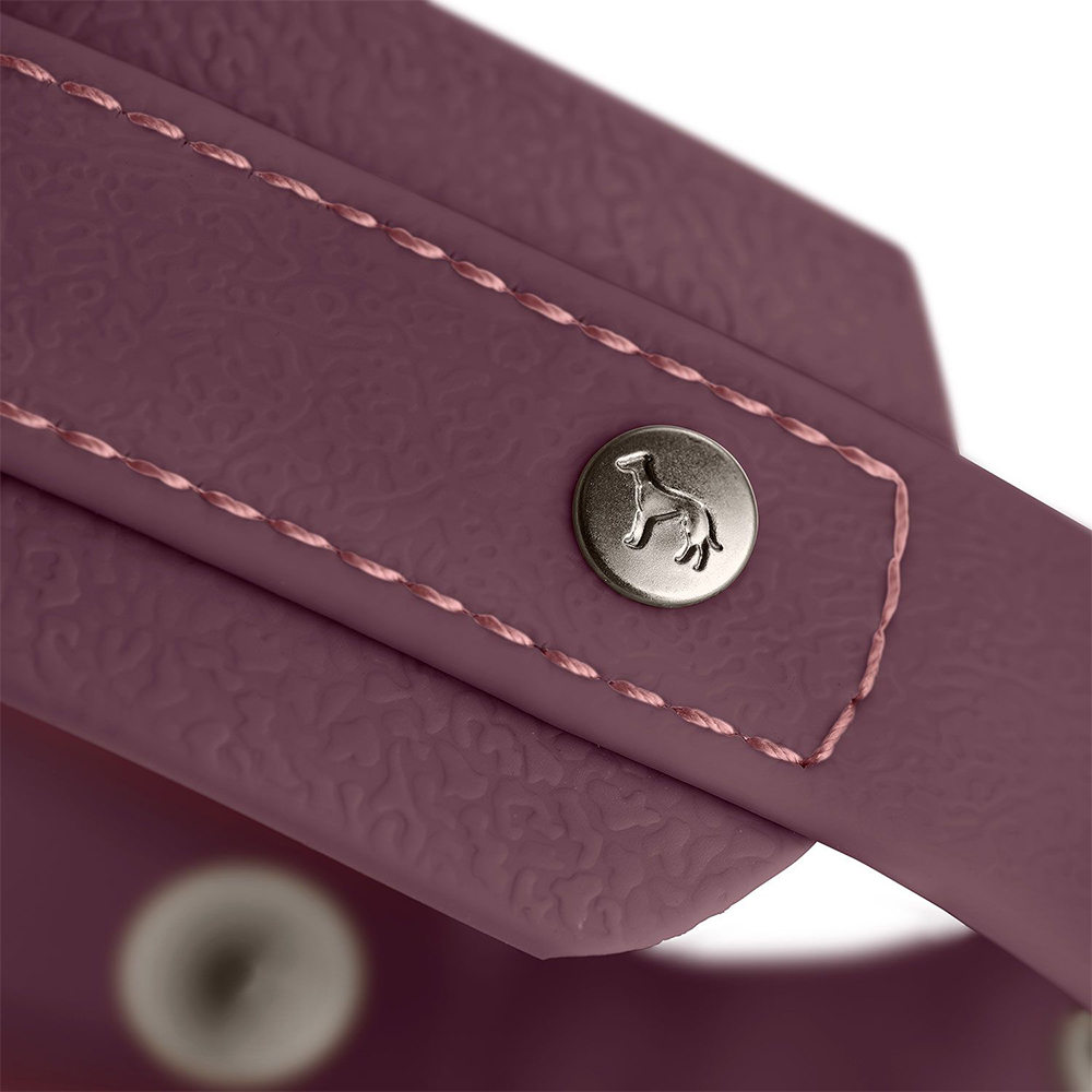 Lederarmband, magenta, Schnalle, Knopf, Stichnaht