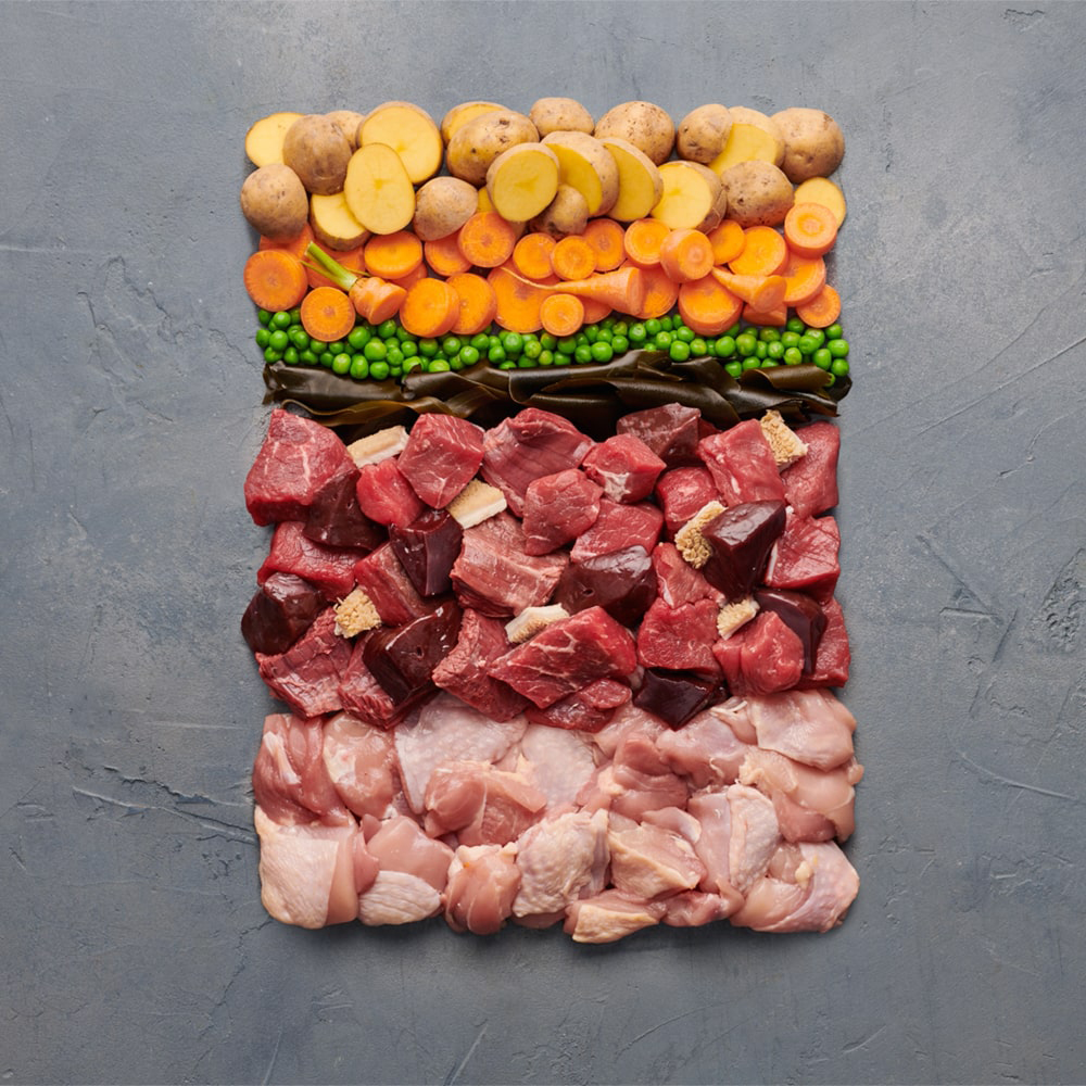 Fleischwürfel, Rindfleisch, Gulaschfleisch, Gemüseanordnung, Rohkost