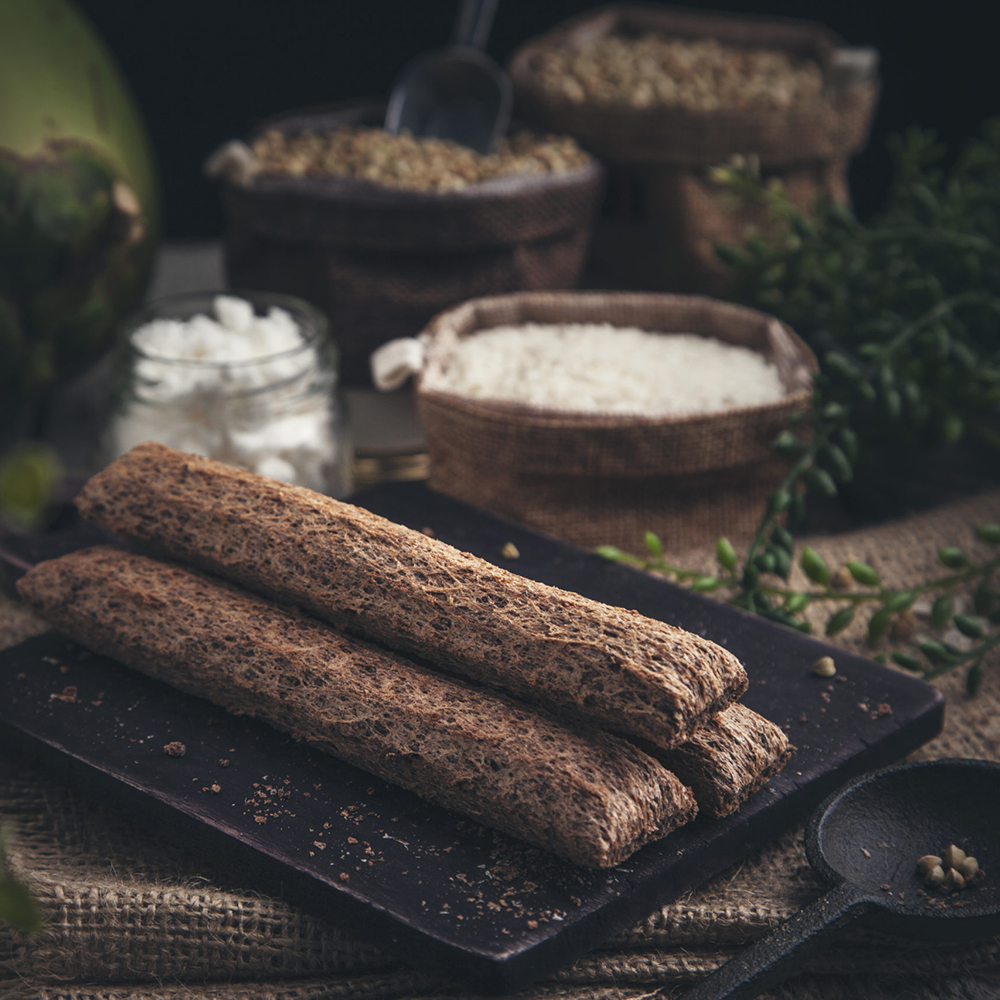 Vollkornbrot, Riegel, Körnerbrot, Schwarzbrot, Brotstangen